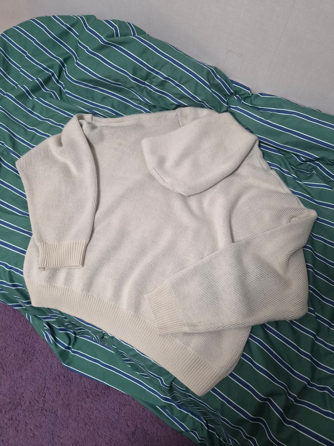 나이스고스트클럽 니트 후드티 아이보리 상품이미지3