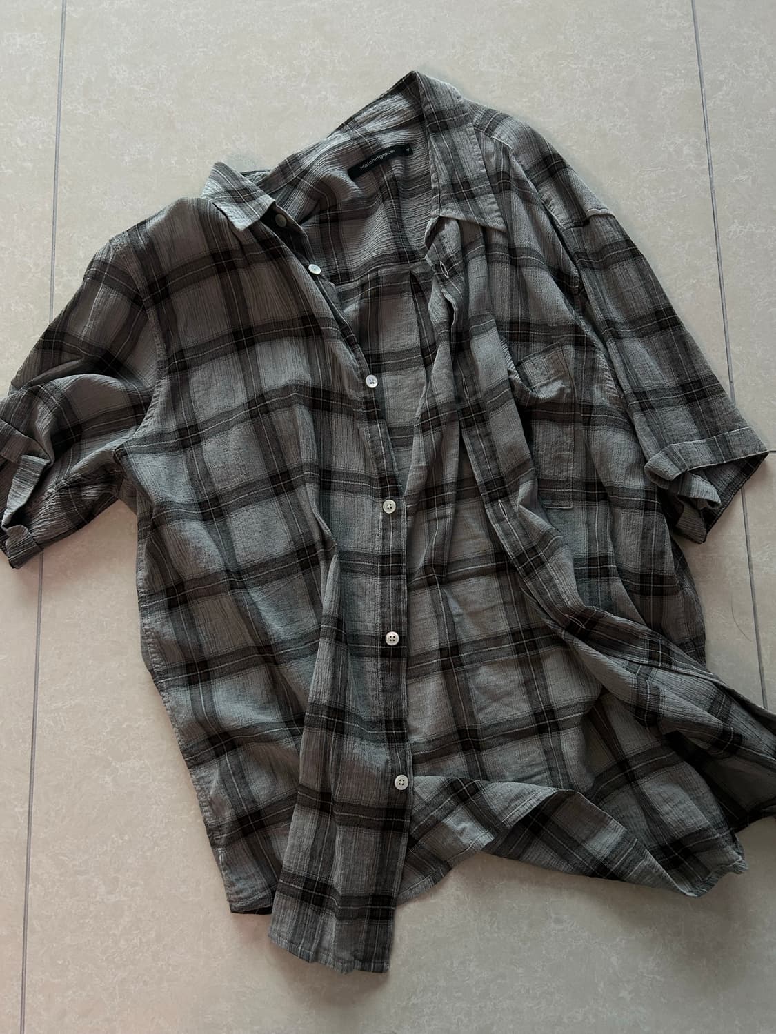 Hatching room 반팔셔츠 상품이미지1