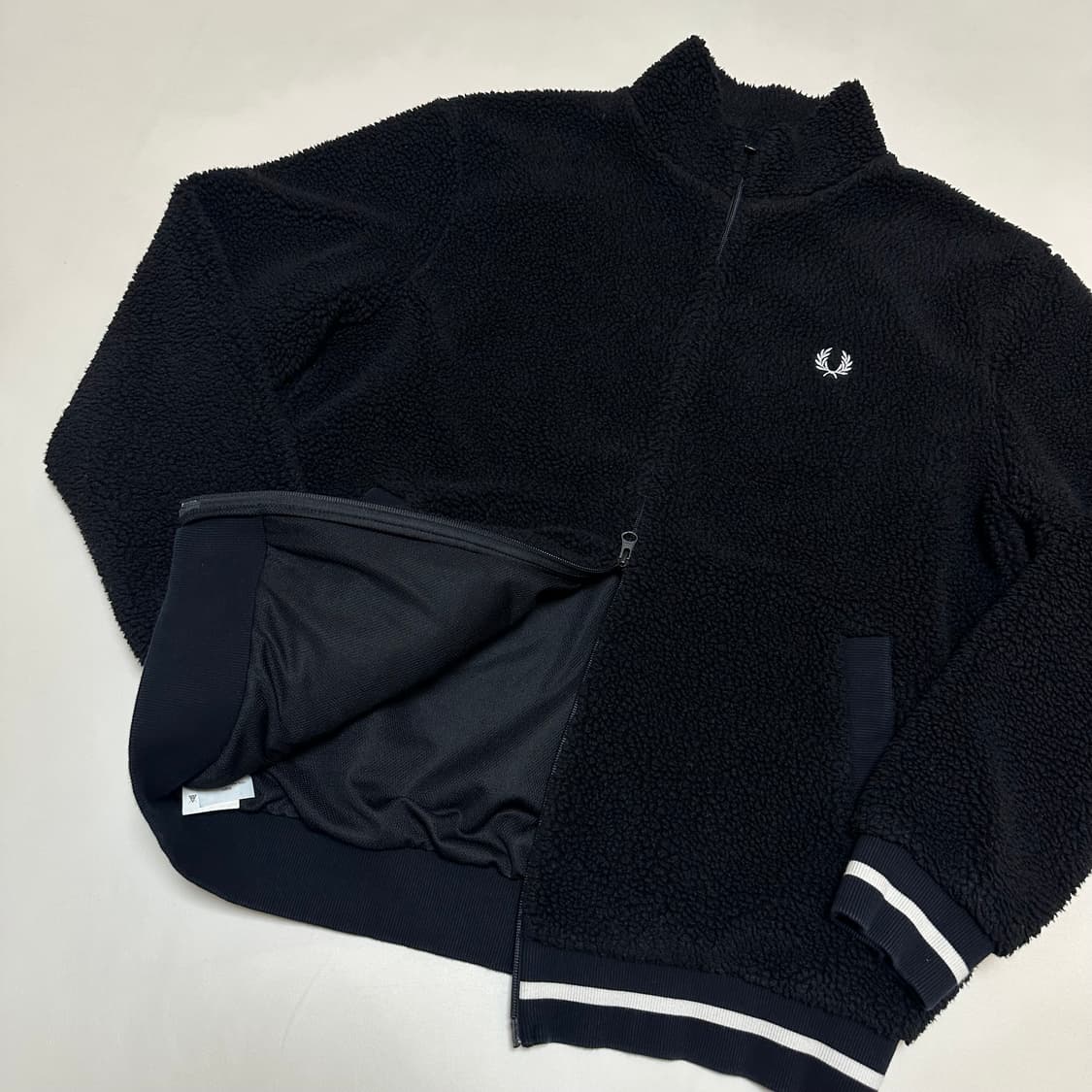 프레드페리 백로고 보그 플리스 집업자켓 상품이미지4