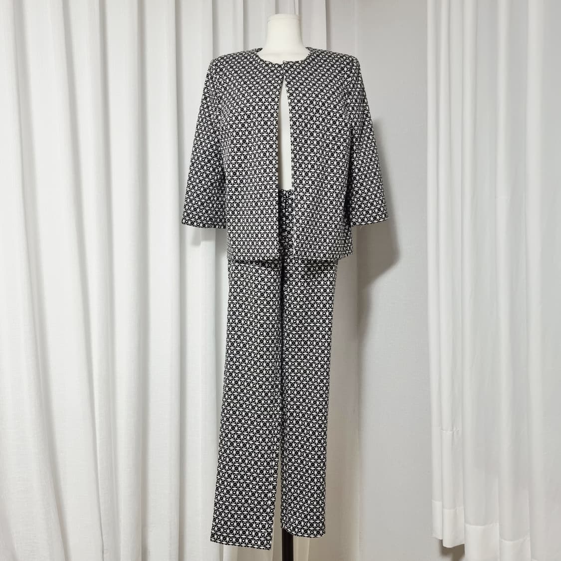 ISABEL 자카드 모노패턴 셋업 자켓 팬츠 (자켓66/팬츠29인치)  상품이미지2