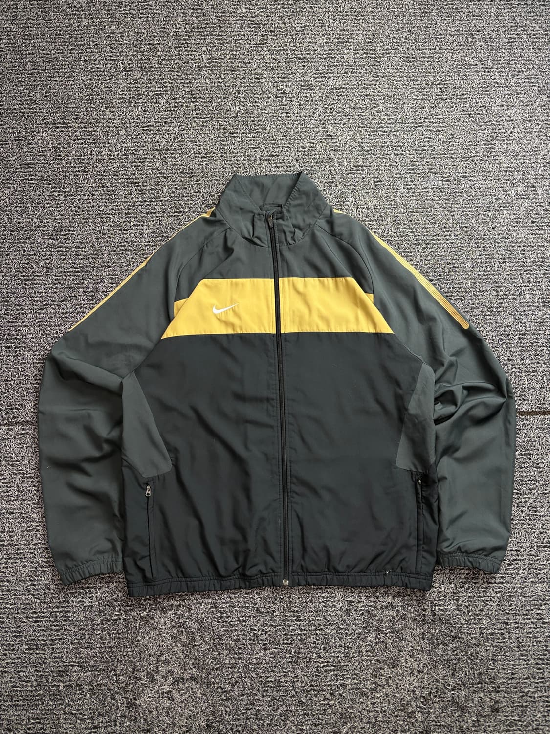 나이키 스우시 로고 올드스쿨 바람막이 자켓 2510 상품이미지2