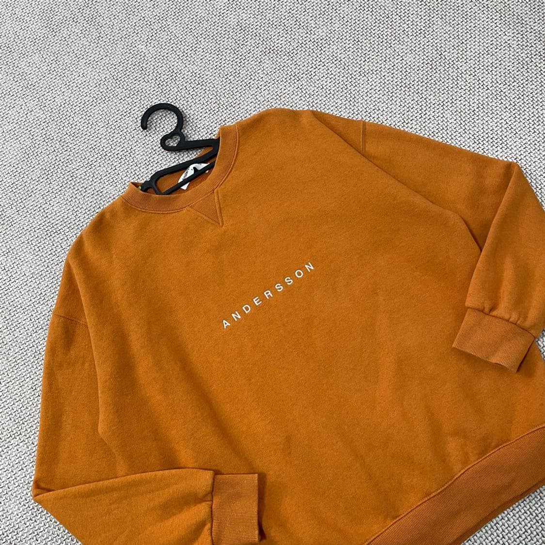 엔더슨벨  기모 라운드 맨투맨  5660 상품이미지2