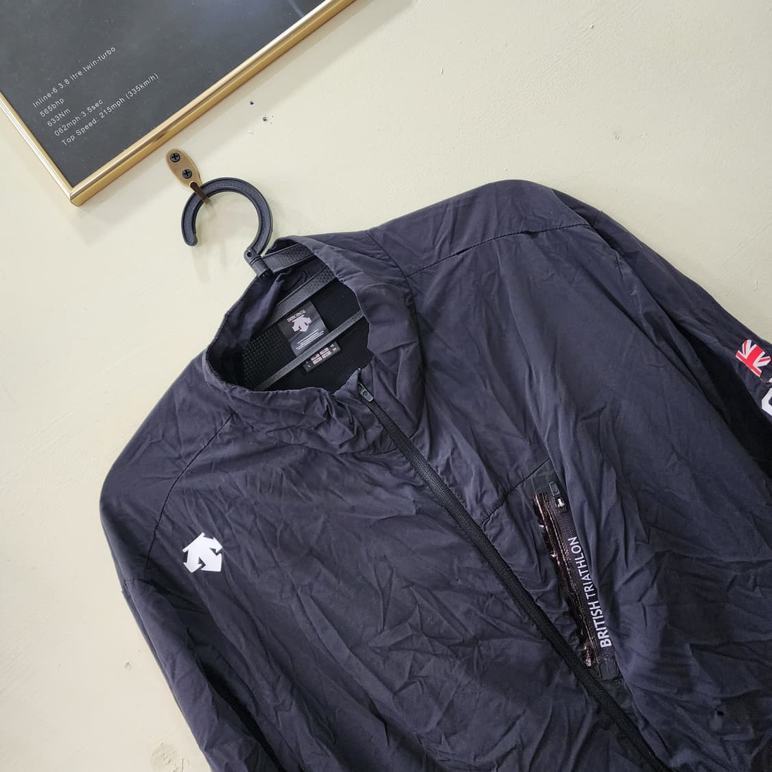 [M] 데상트 경량 윈드브레이커 점퍼 (네이비) 상품이미지2