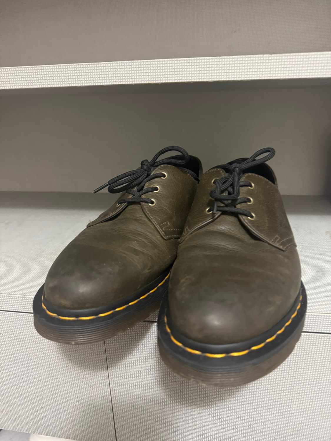 닥터마틴 3홀 aw009 상품이미지1