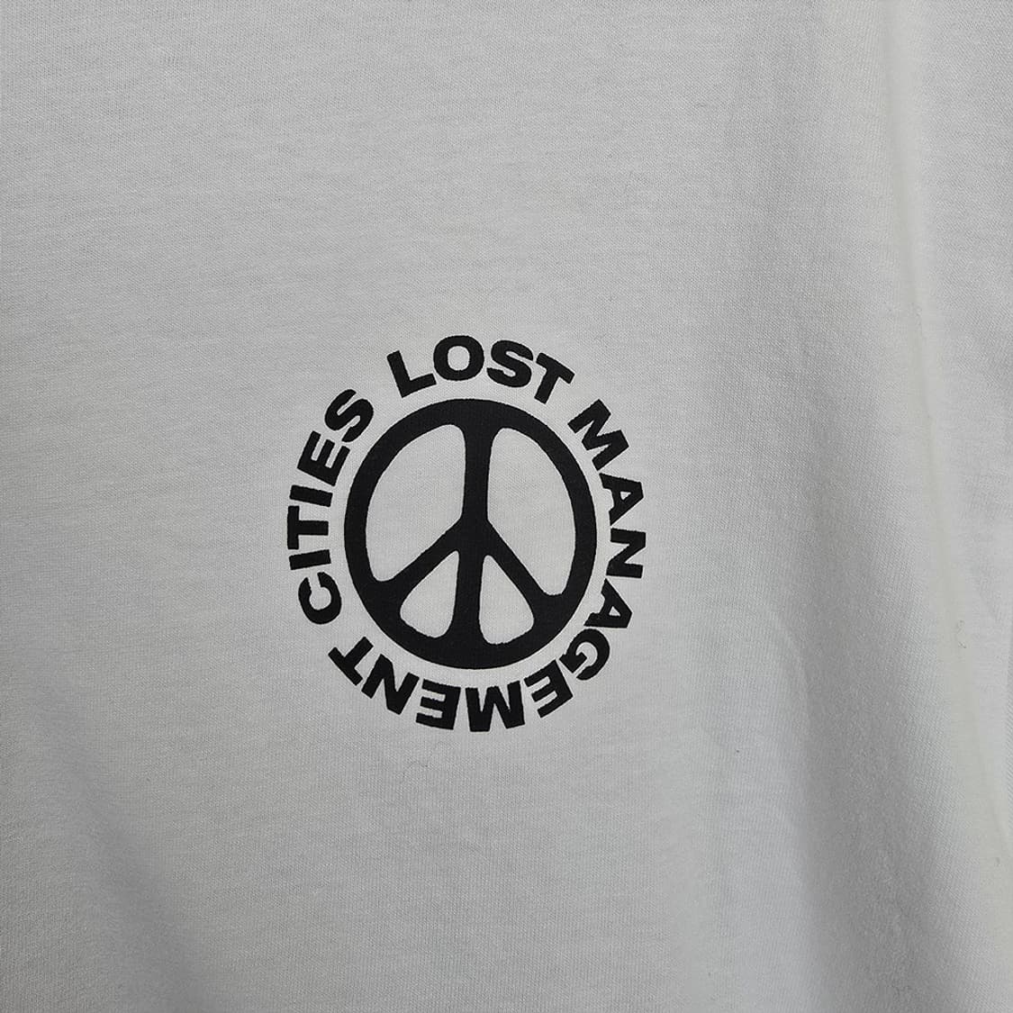 엘엠씨 LMC 피스 심볼 백프린팅 반팔티 XL 상품이미지2