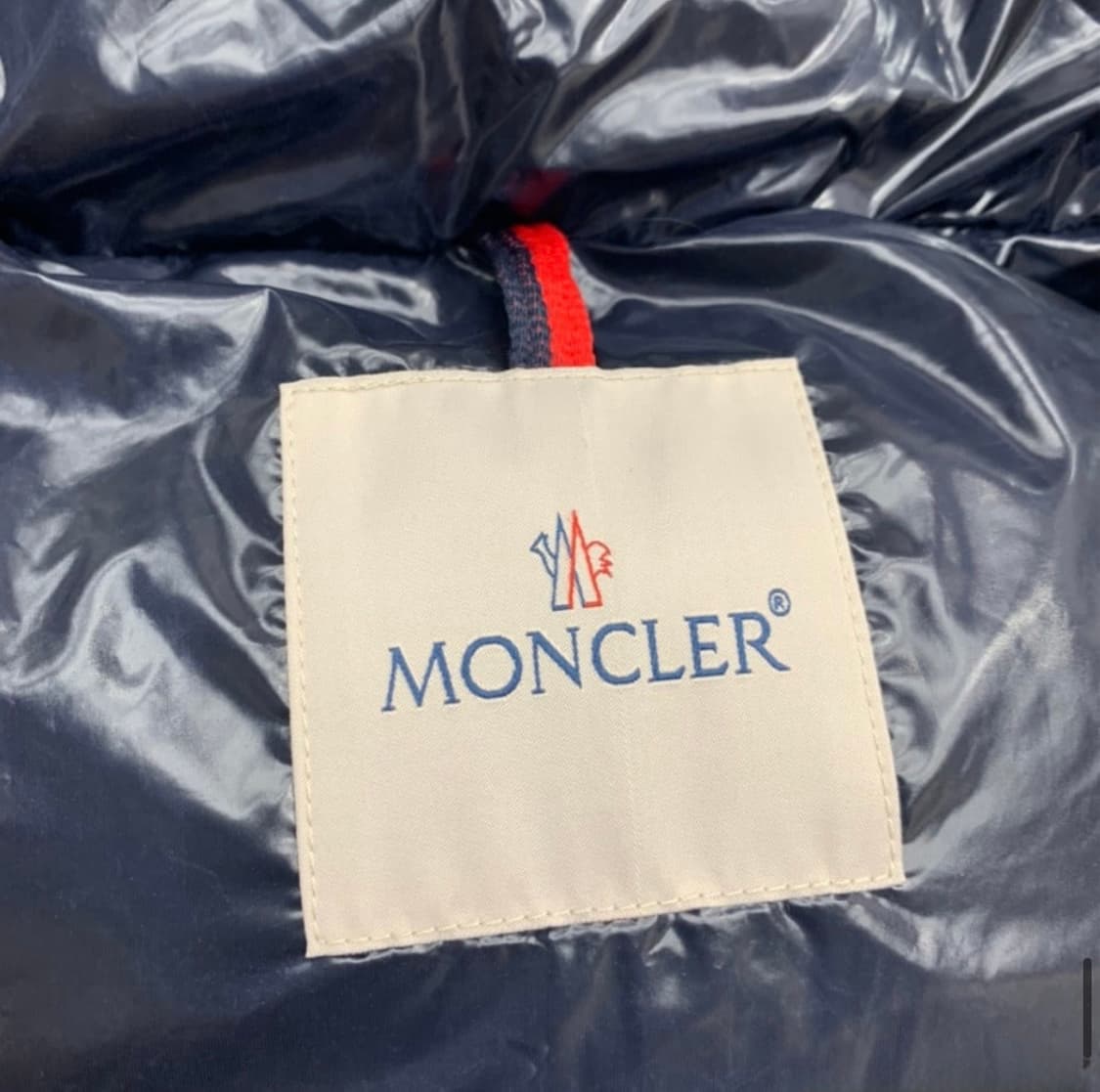 몽클레어 몽벨리아드 쇼트 다운 재킷 25FW 상품이미지8