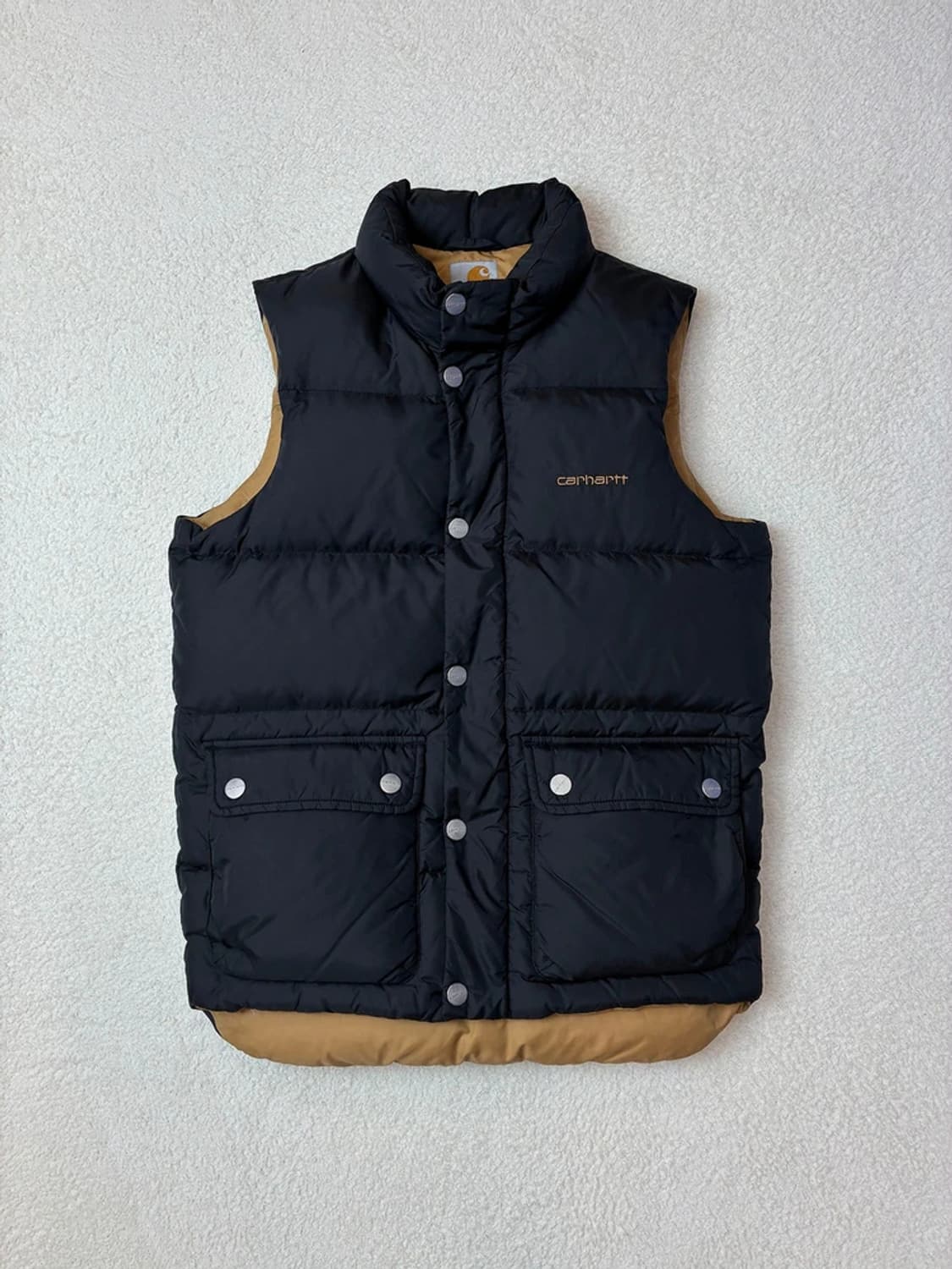 칼하트 WIP 덕다운 패딩 조끼 PN5915    상품이미지1
