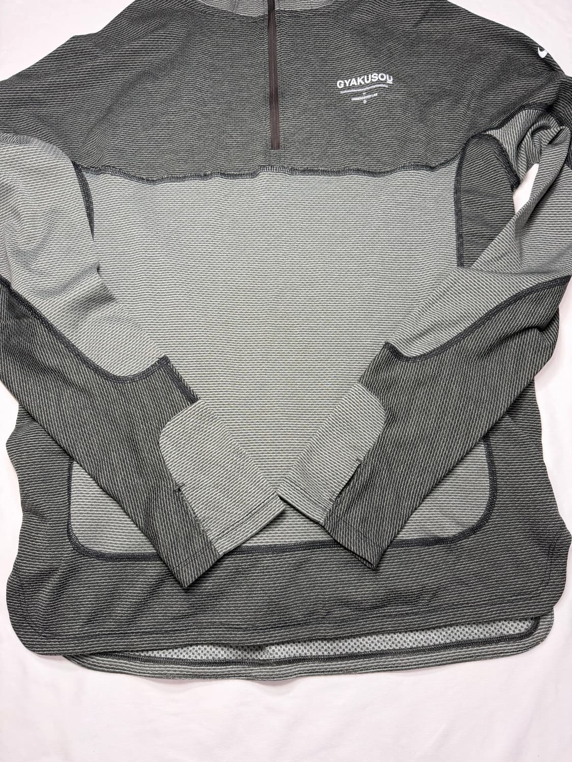 나이키 언더커버 갸쿠소우 러닝후드 상품이미지5