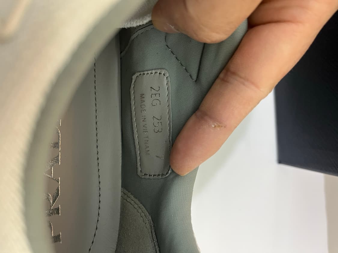 프라다 3컬러 보유 새상품 상품이미지9