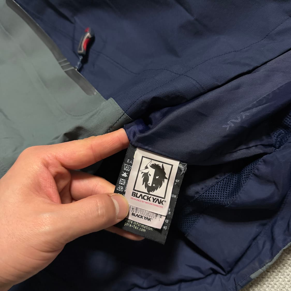 블랙야크 고어텍스 프로쉘 바람막이 자켓 상품이미지4