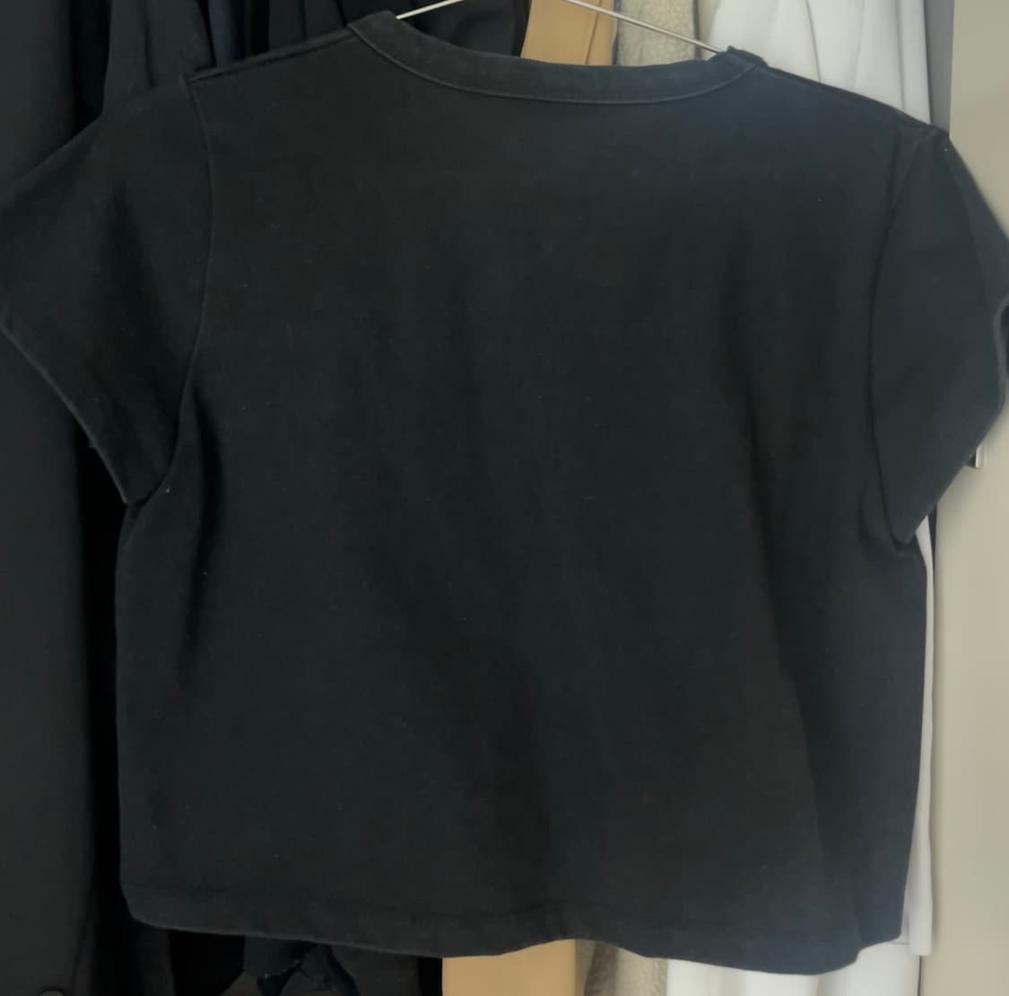 Mavrk 블랙 크롭 숏슬리브 M 상품이미지2