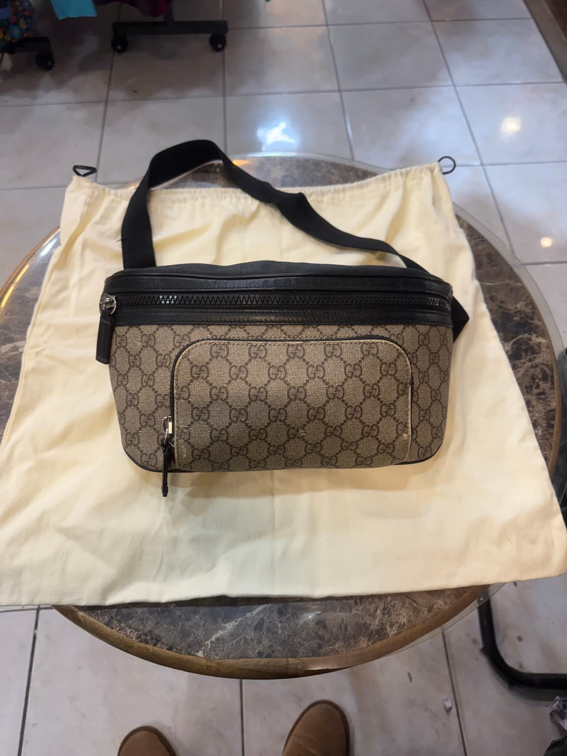 정품 구찌 수프림 벨트백 팝니다 상품이미지1