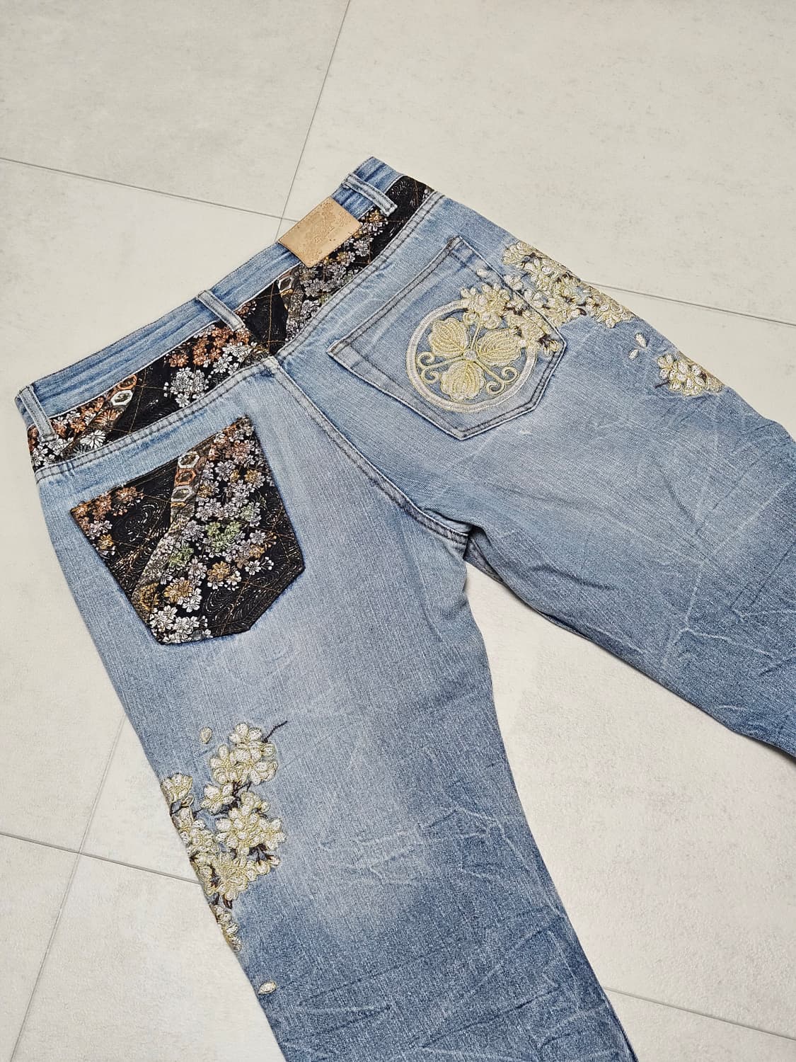 Bukkirabou embroidery denim pants 상품이미지2