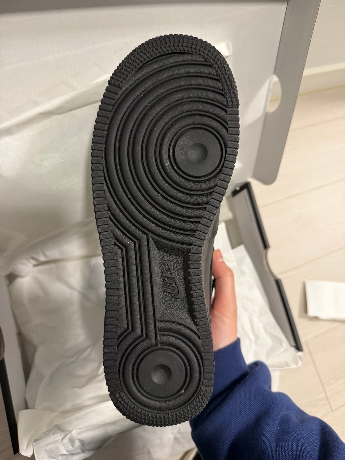 슈프림 나이키 에어포스 미드 블랙 상품이미지3