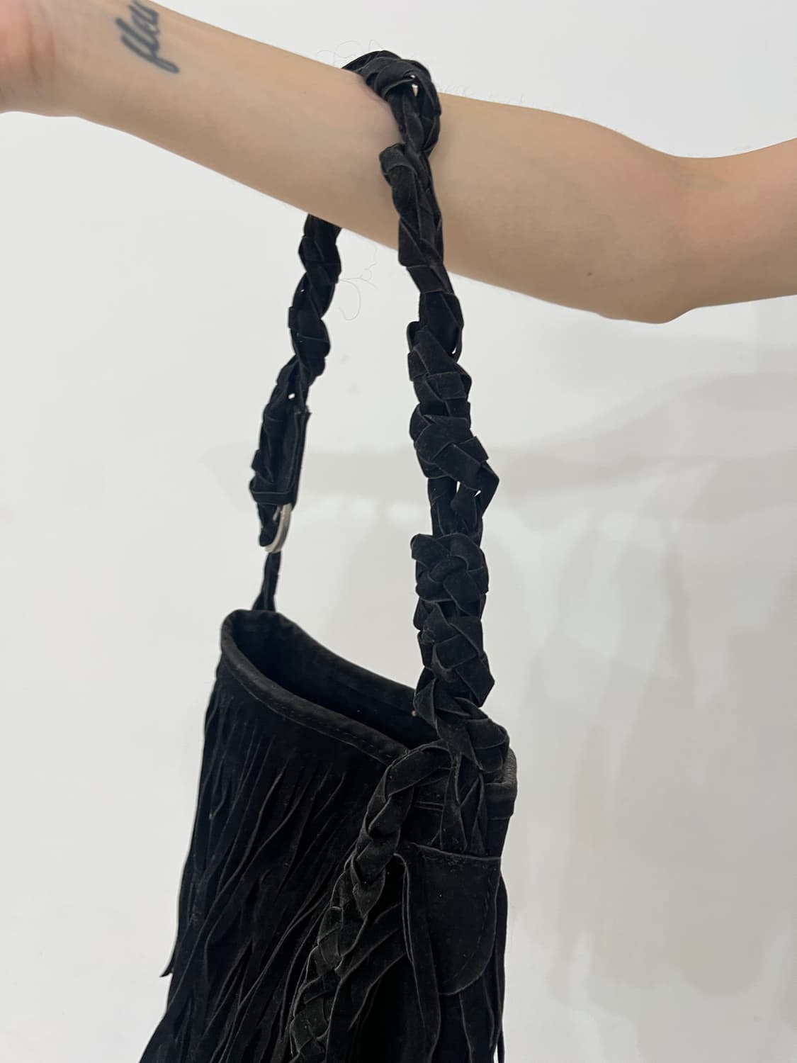 Fringe knot shoulder bag 상품이미지3