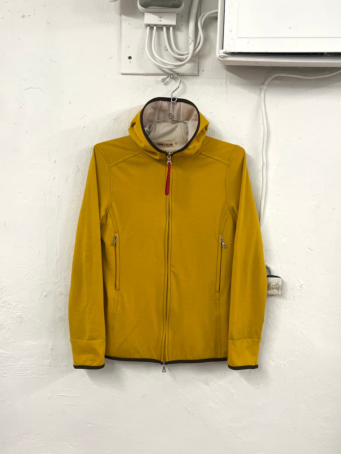 프라다 스포츠 후드 집업 상품이미지1