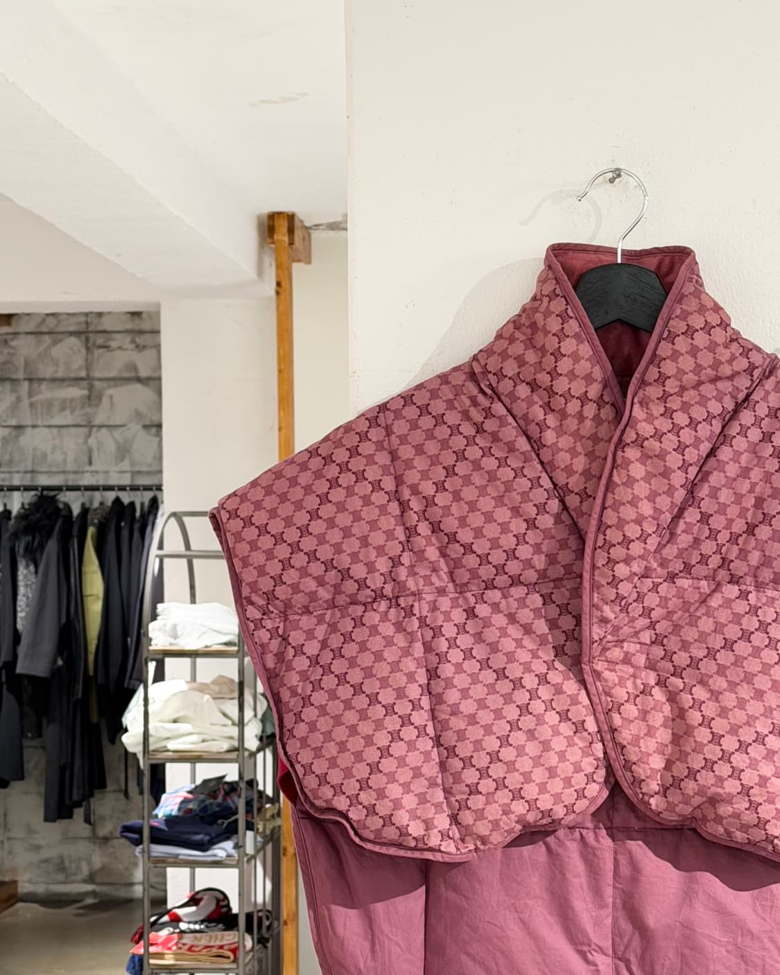 셀린느 핑크 트리오페 다운 베스트 상품이미지2