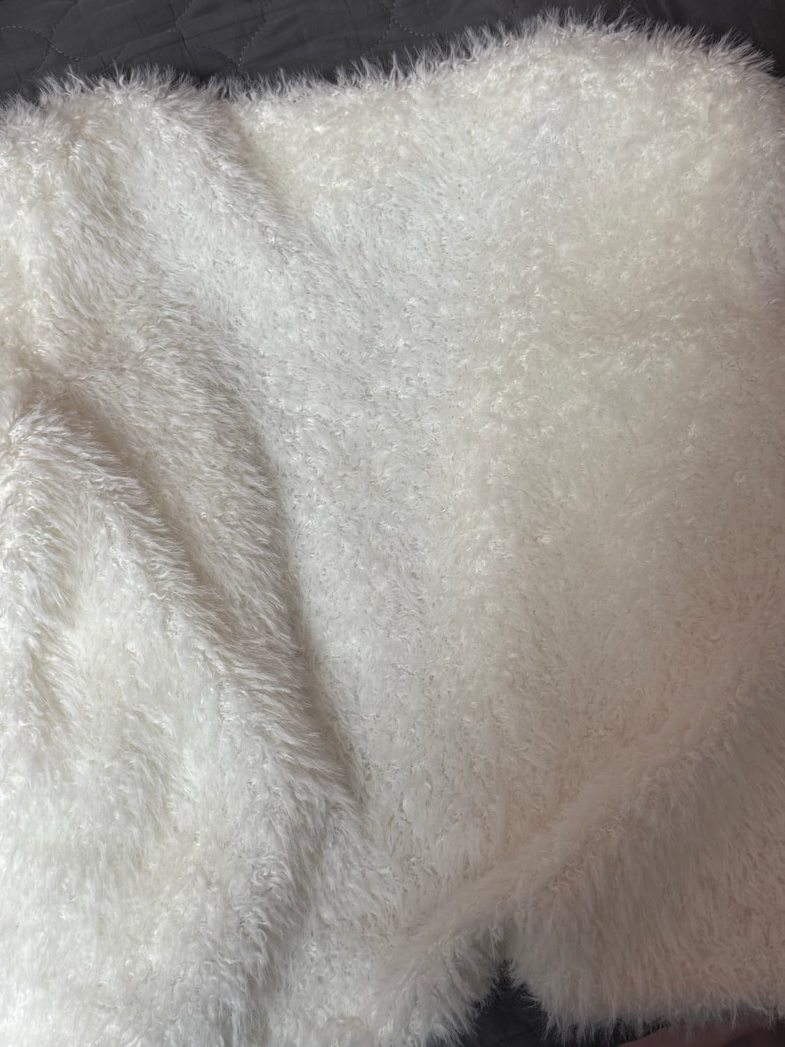 이네기 페더 퍼 가디건 화이트 상품이미지5