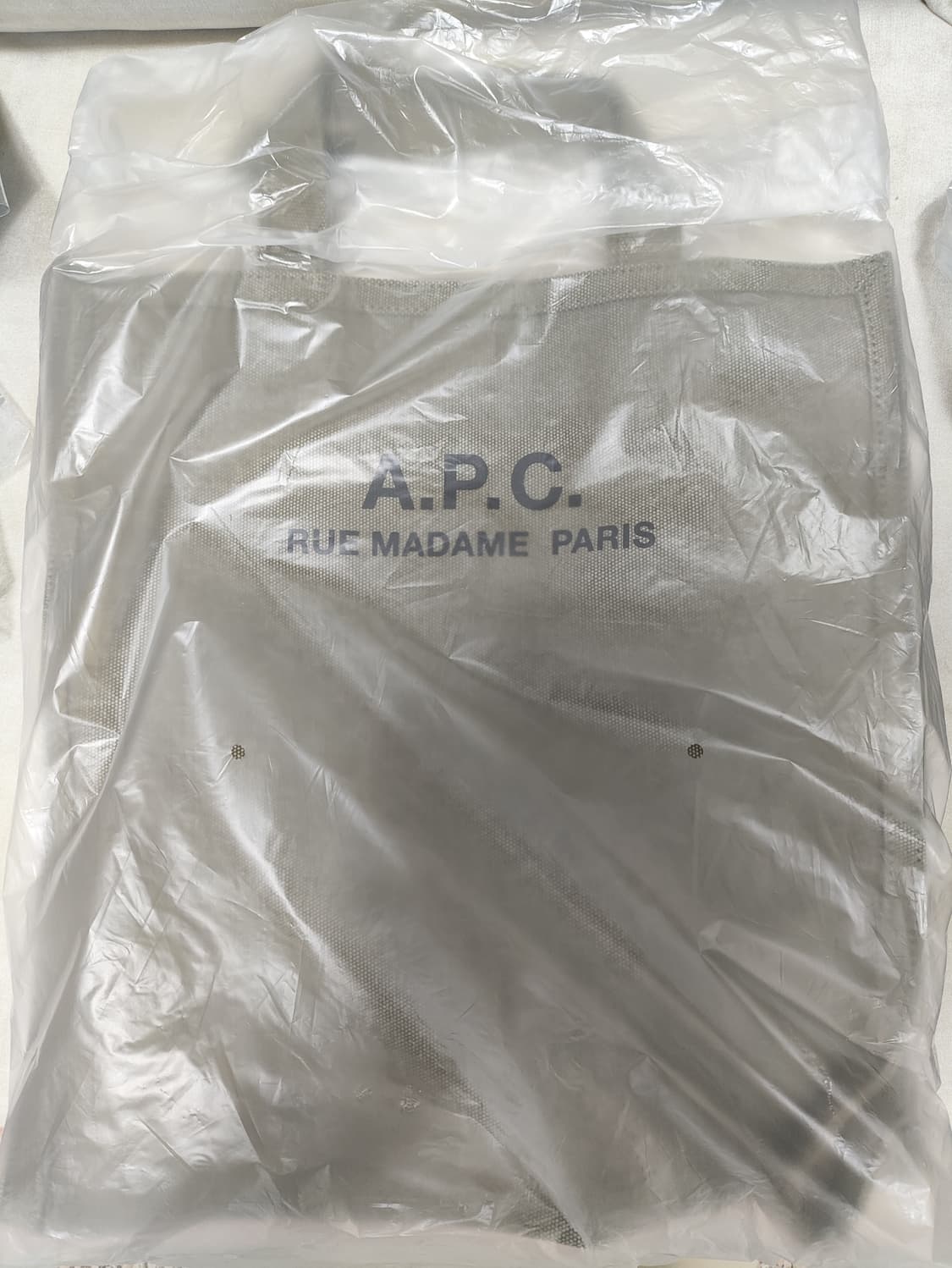 (새상품50%할인)APC 아페쎄 정품 리쿠퍼레이션 토트백 겸 숄더백 카키 상품이미지10