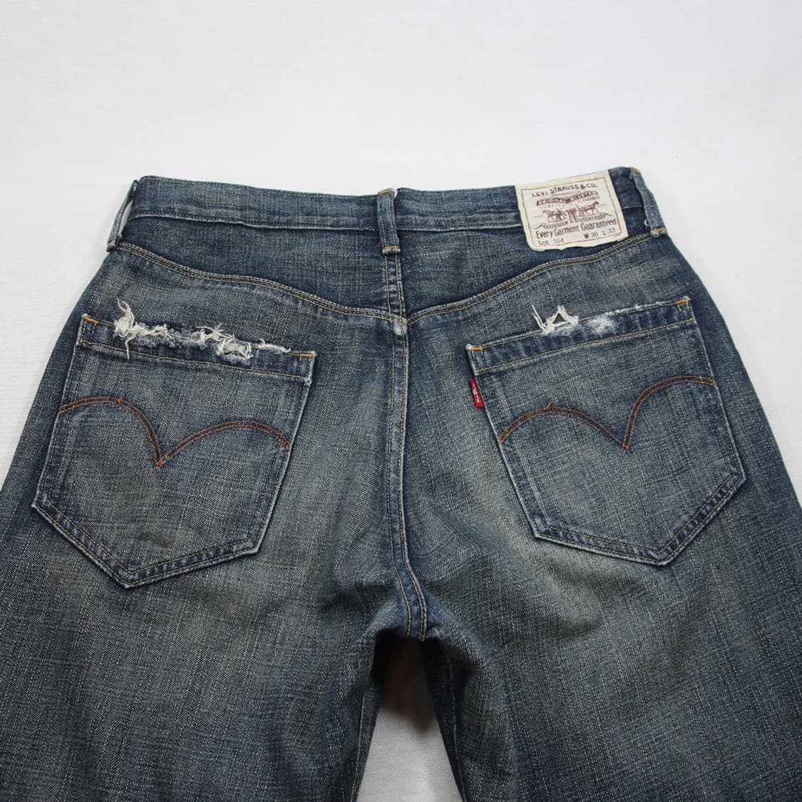 (착용컷) 리바이스 554 셀비지 진 (남성용 30) 상품이미지8