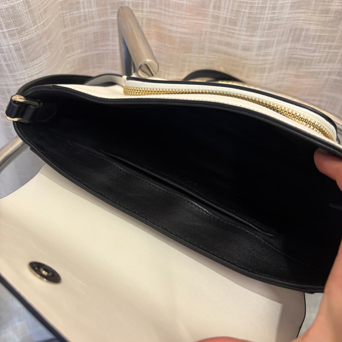 정품 DKNY 가죽 크로스백     상품이미지6