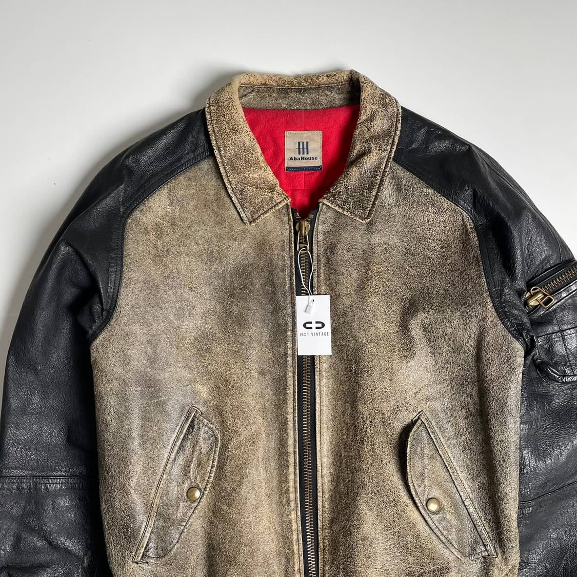 Abahouse 투톤 카우레더 봄버 상품이미지3