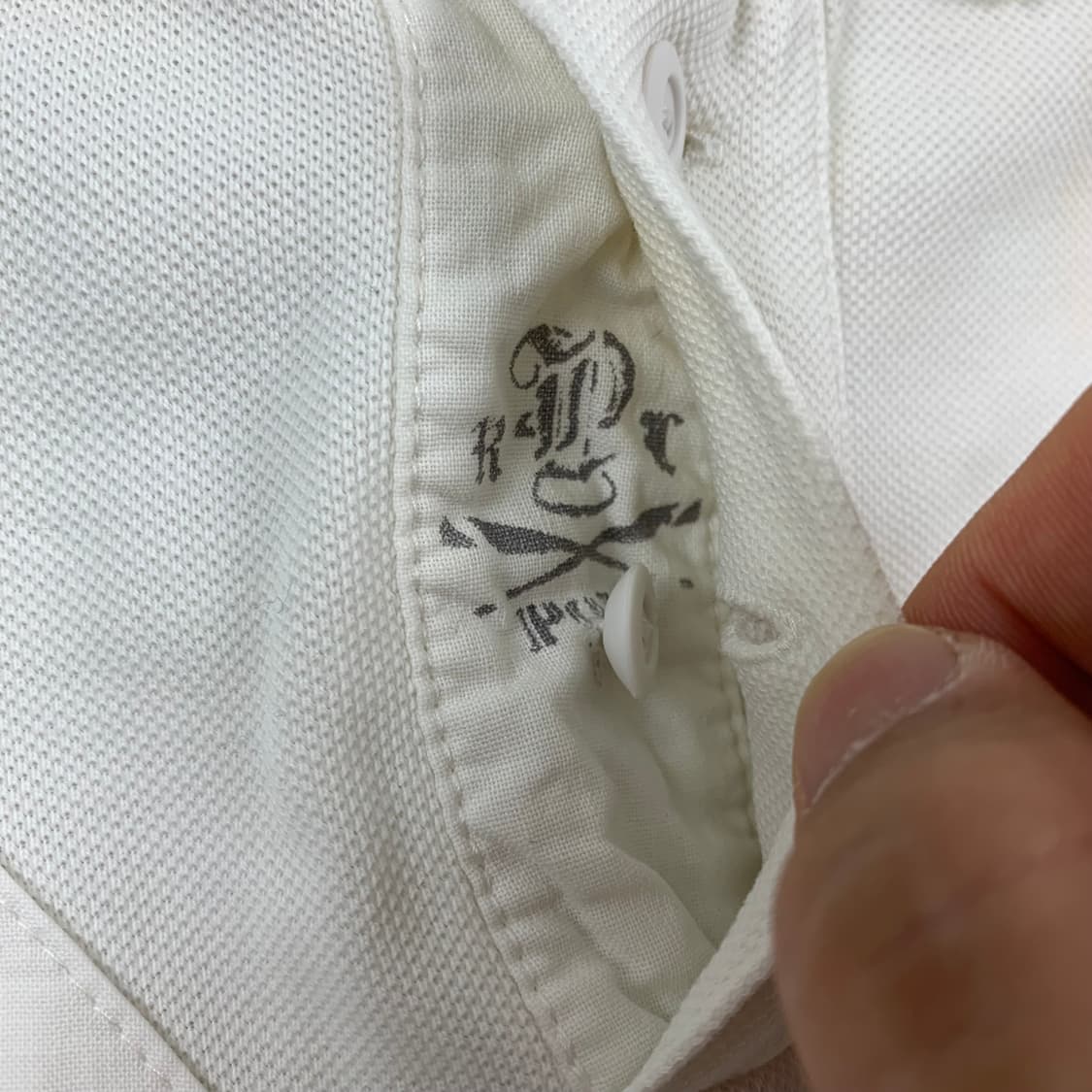 폴로 랄프로렌 R.L.P.C 패치로고 화이트 카라 티셔츠 상품이미지5