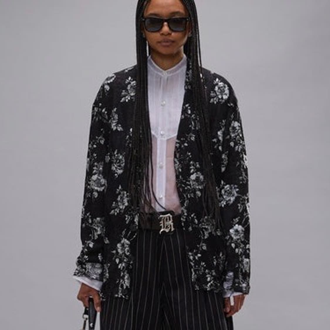 [XS,S]알써틴 R13 26ss 플라워 보이프랜드 가디건/블랙 상품이미지1