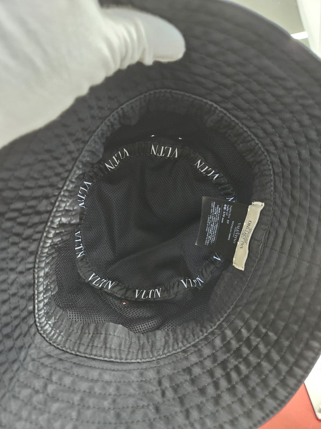 [A급컨디션]발렌티노 로고 버킷햇 상품이미지6