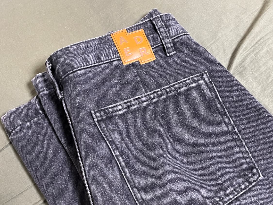 아더에러 시그니피컨트 Tag jeans 04 (흑청 데님) 상품이미지3