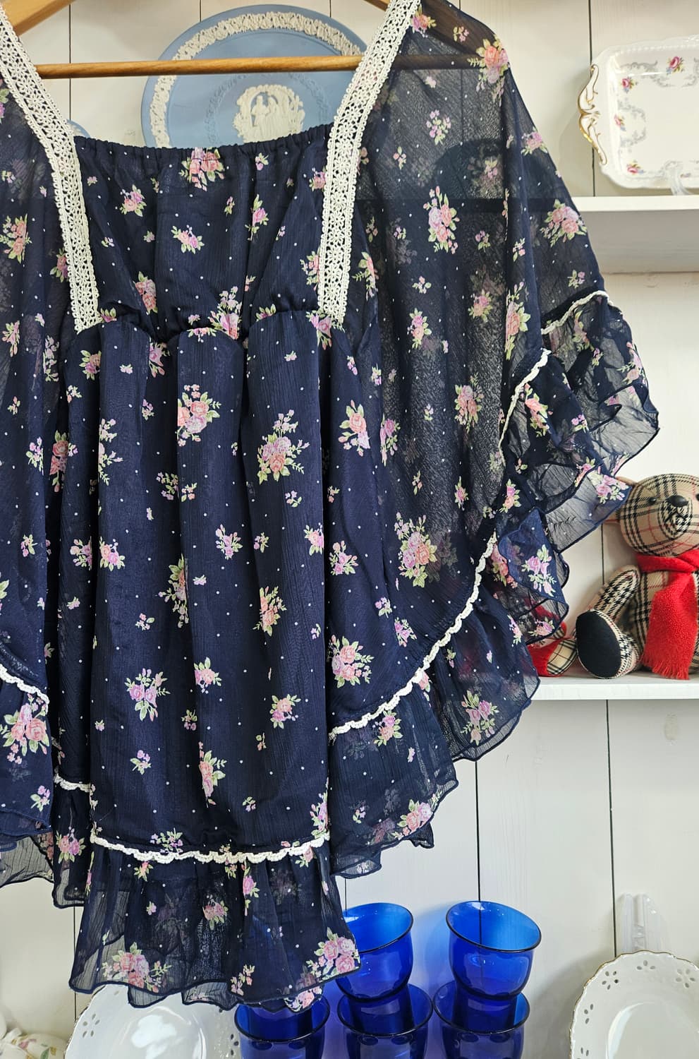 플라워 쉬폰 케이프형 블라우스 상품이미지7