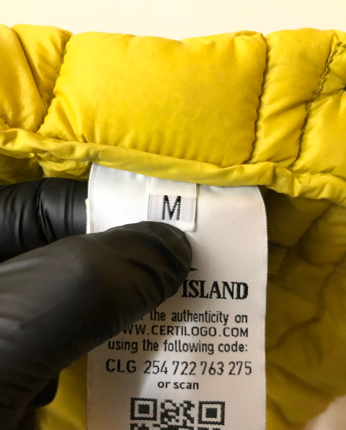 [M] 스톤아일랜드 가먼트다이드 패딩조끼 베스트 옐로우 상품이미지8