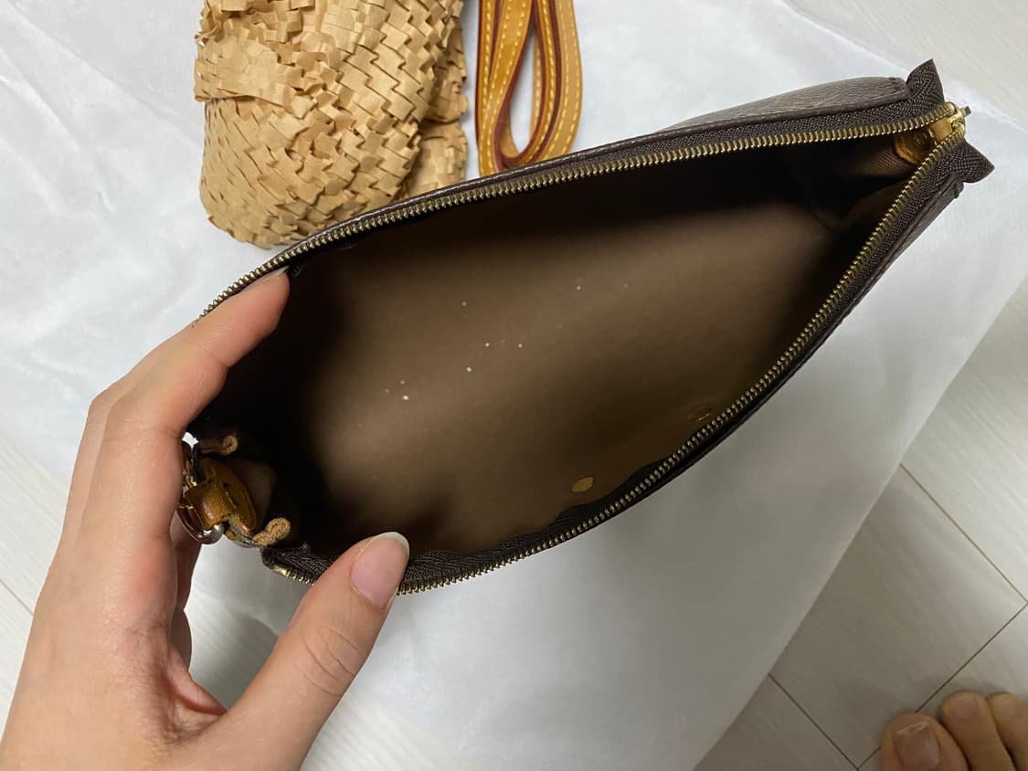 루이비통 모노그램 에바 클러치 상품이미지9