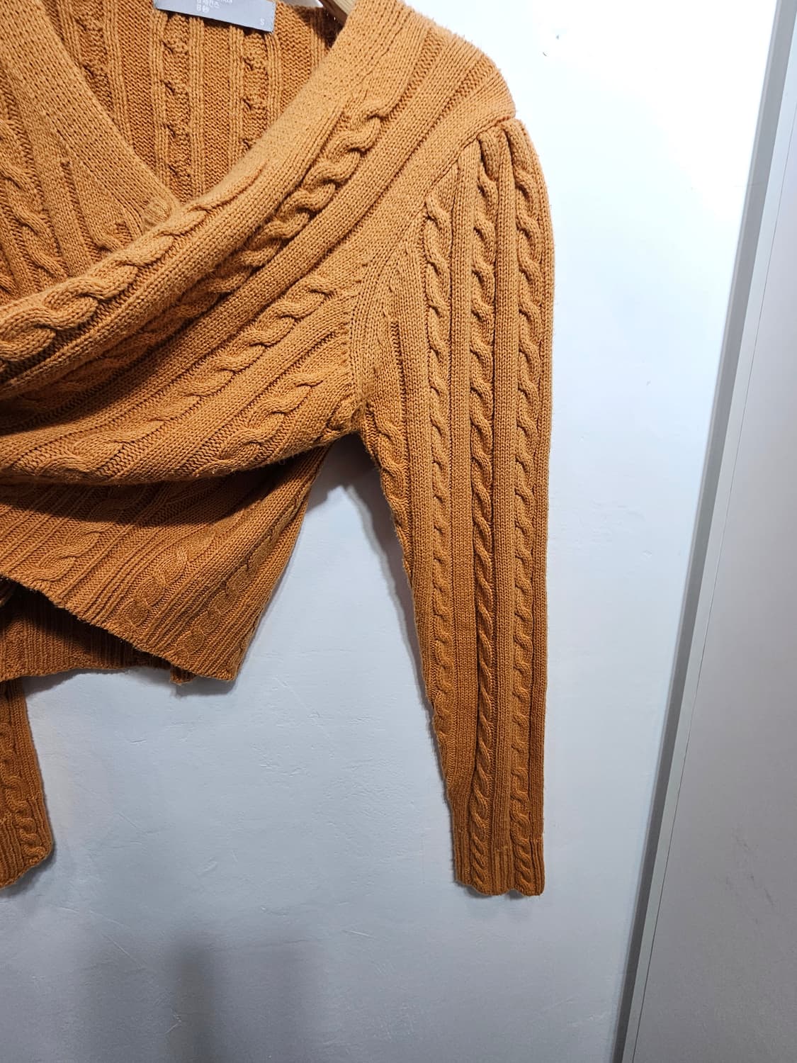 에잇세컨즈(8seconds) 크롭 꽈배기 패턴 가디건 S 상품이미지4