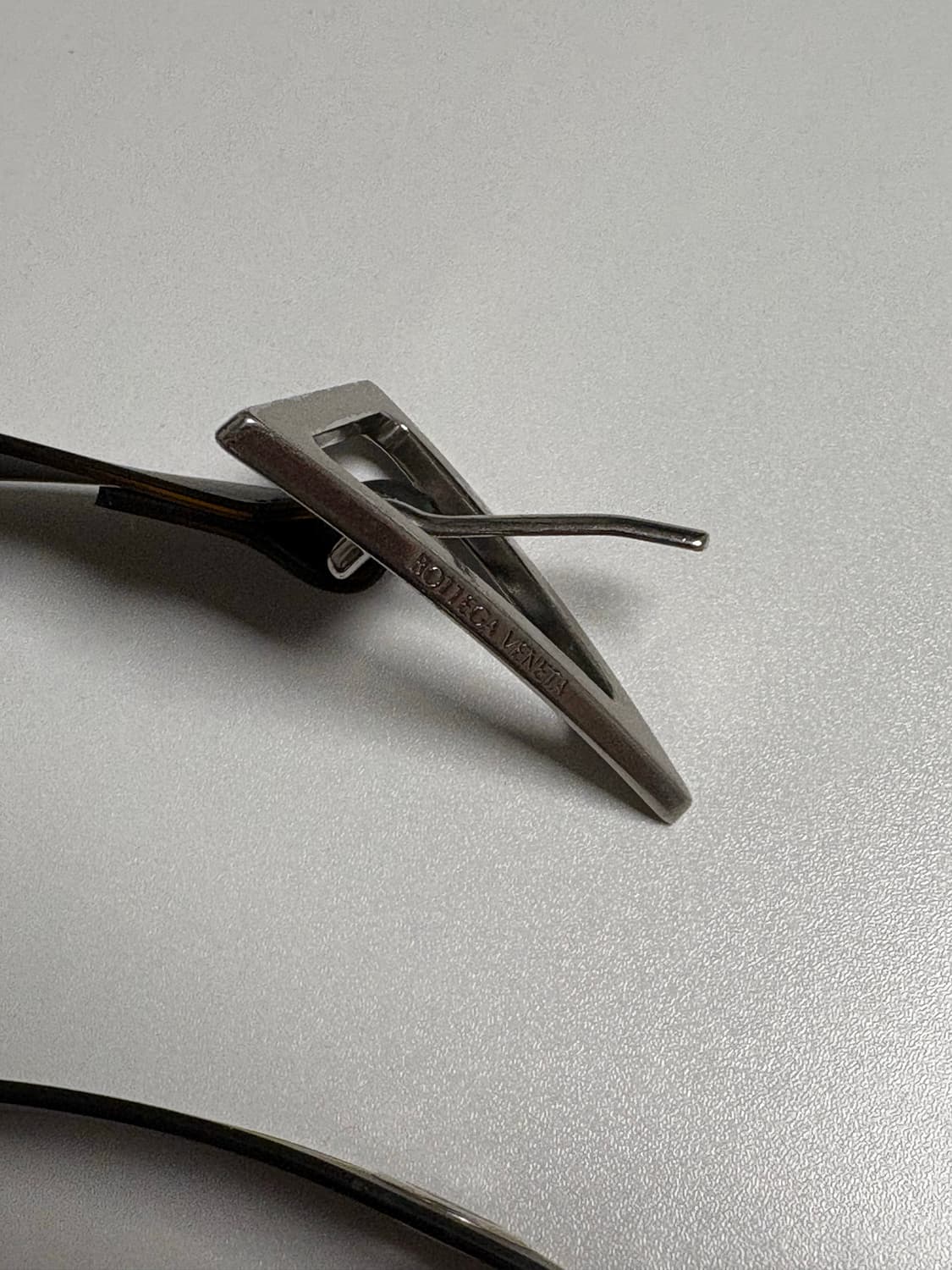 Bottega Veneta 삼각 버클 러버 벨트 32인치 상품이미지2