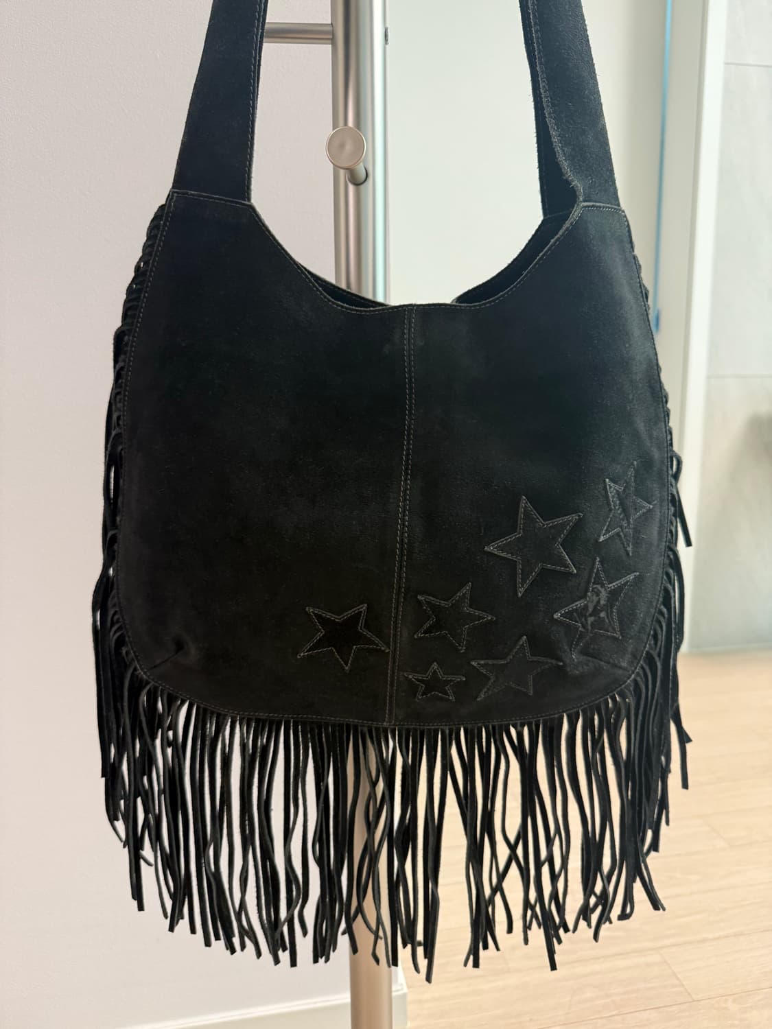 히스테릭글래머 블랙 스웨이드 프린지 크로스백 상품이미지3