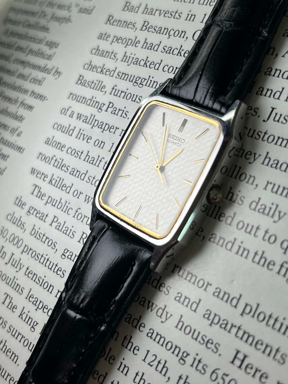Vintage Seiko Quartz Chariot Tank Watch 상품이미지5