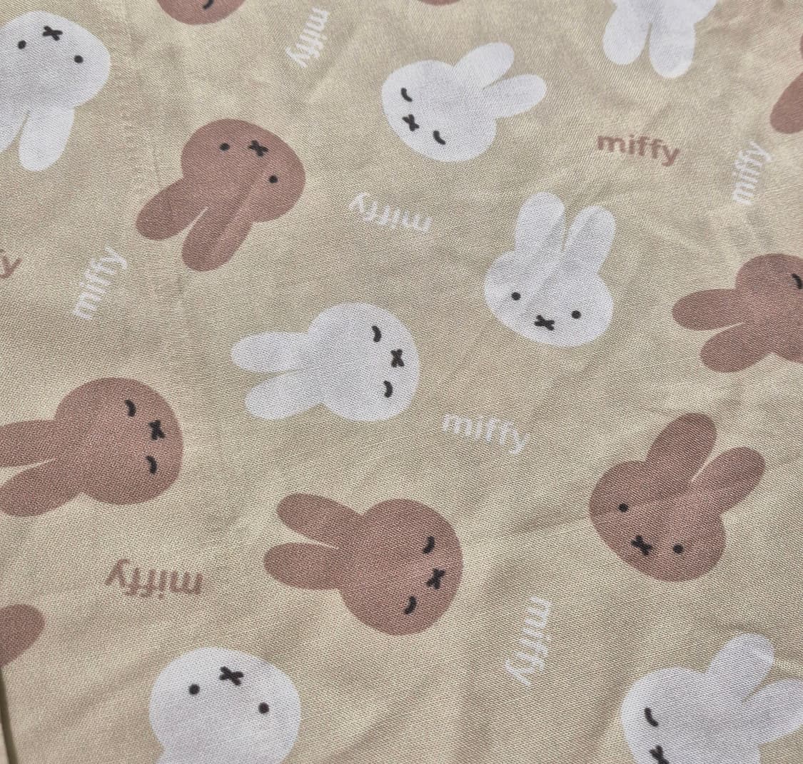 miffy 미피 70주년 반팔 셔츠 베이지 새상품 M 상품이미지2