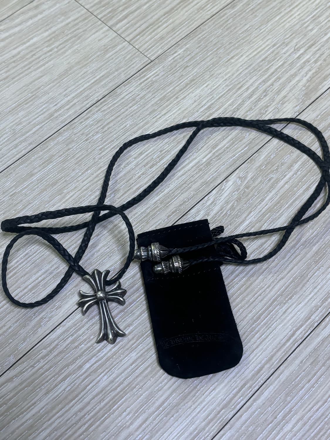 크롬하츠 참 레더 크로스 목걸이 상품이미지2