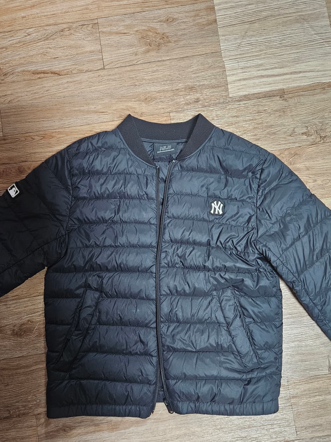 Mlb 경량패딩 xs 상품이미지1