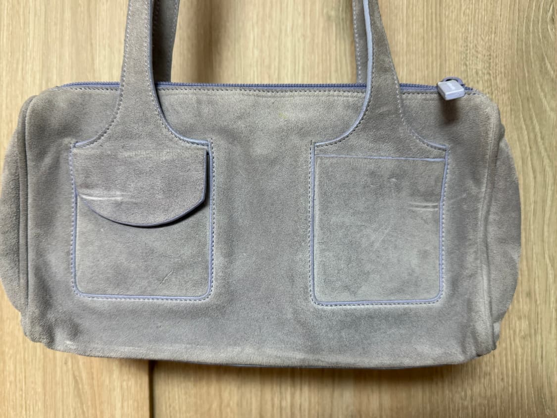 2000s 아카이브 MIU MIU 멀티 포켓 스웨이드 숄더백 상품이미지6