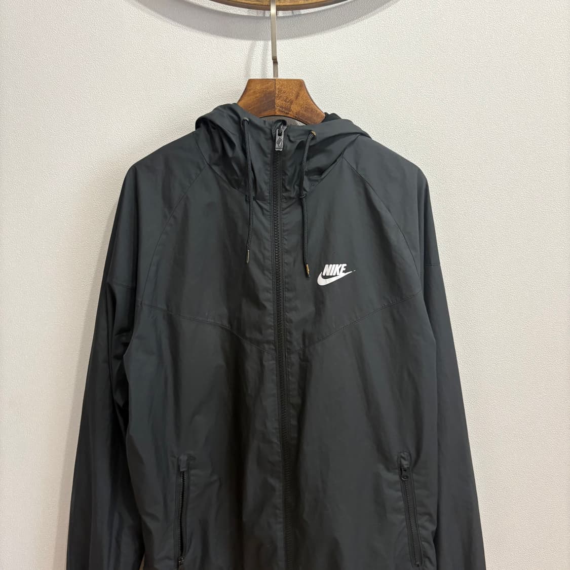 나이키 바람막이 후드 블랙 L 상품이미지3