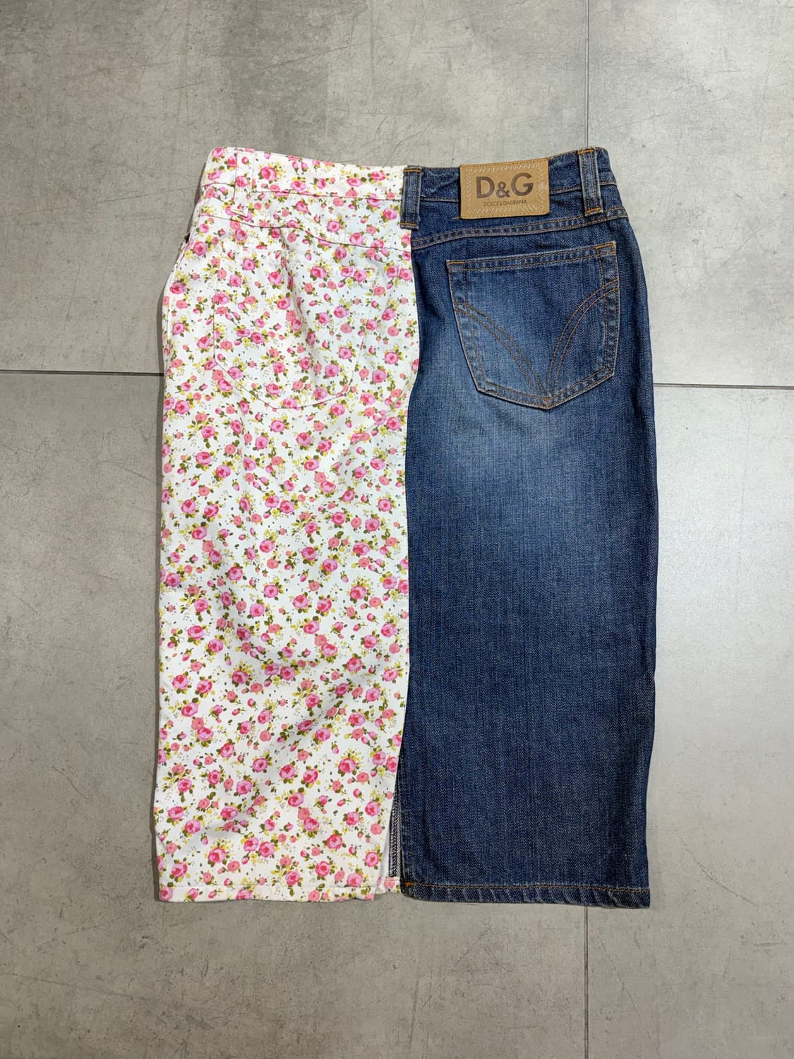00s 돌체 앤 가바나 아카이브 데님 하프 플라워 미디 스커트 상품이미지1