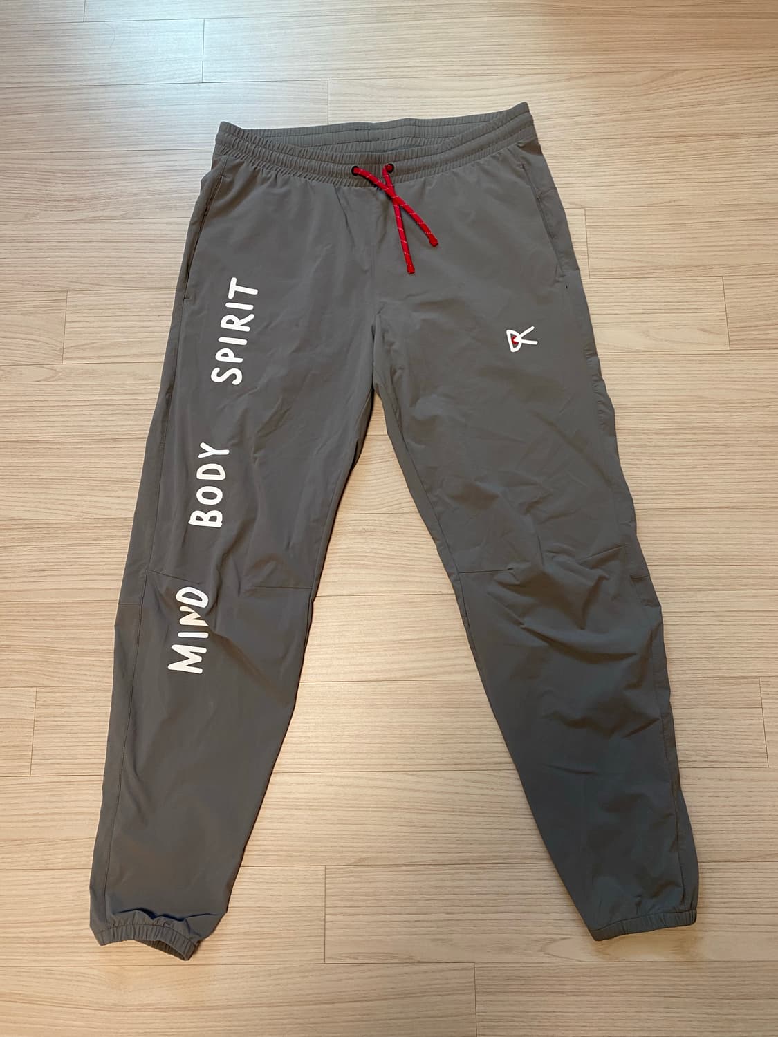 디스트릭트비전 트랙 팬츠 District Vision 상품이미지1