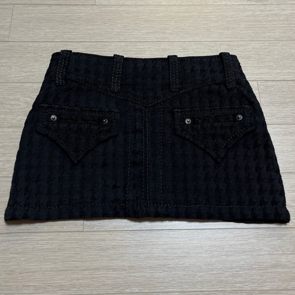 빈티지 y2k 90s 블랙 하운드투스 로우라이즈 미니스커트 상품이미지2