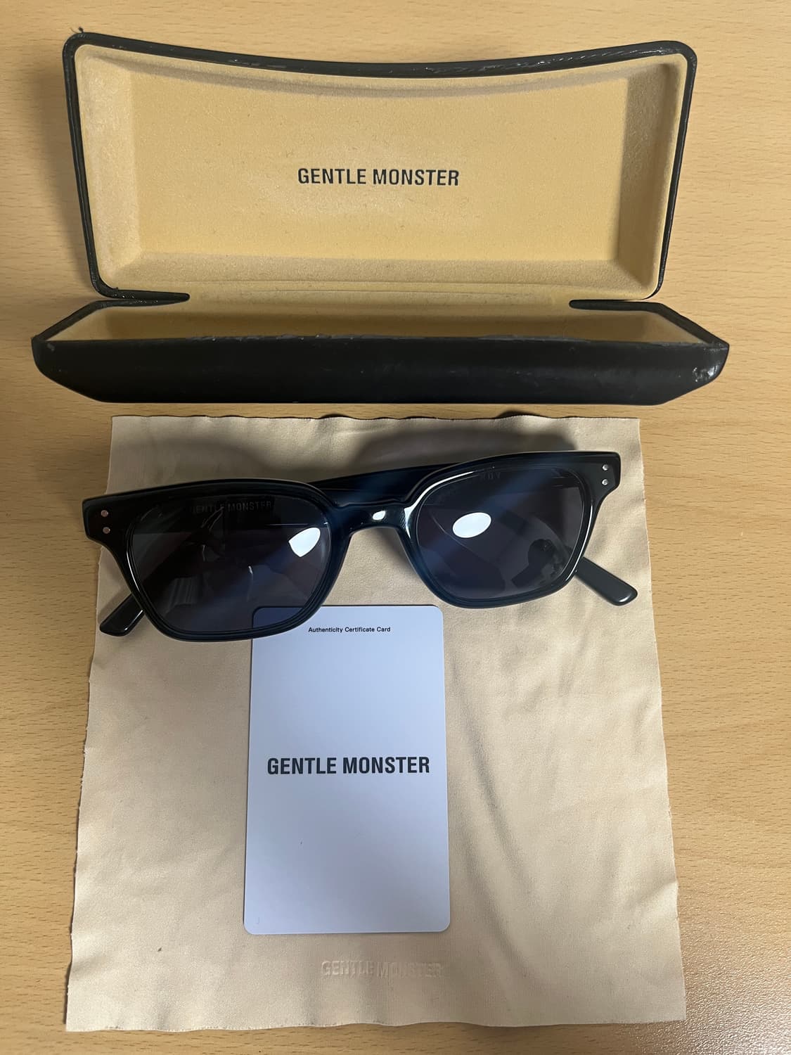 젠틀몬스터 르로이 상품이미지1