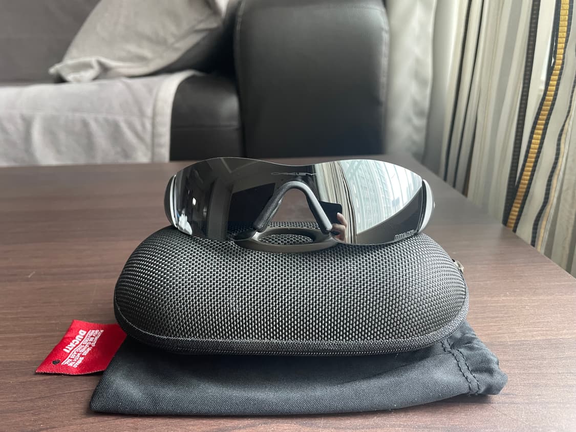 오클리 두카티 제로 한정판 선글라스 상품이미지10