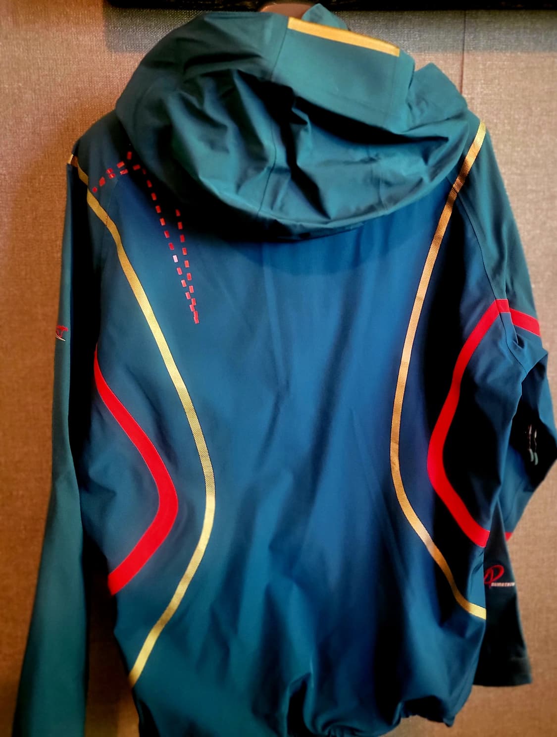 [미사용 택달린 새상품] 네파-남자 등산 바람막이 상품이미지5