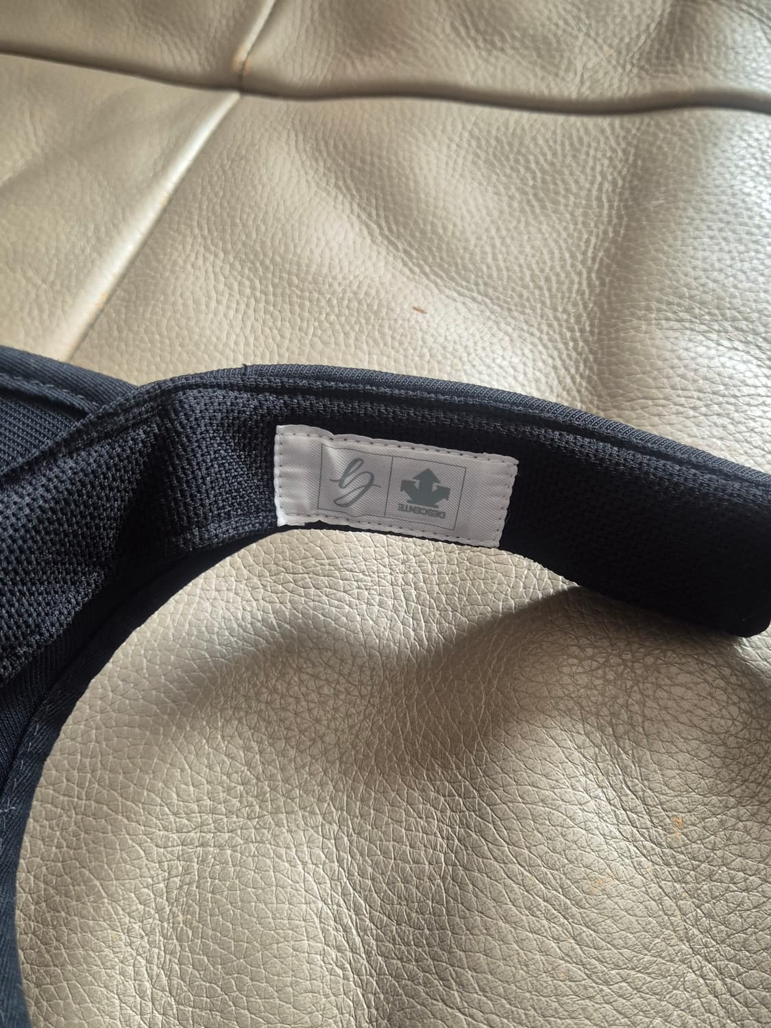 데상트 썬캡. 여자 프리 새상품급 상품이미지6