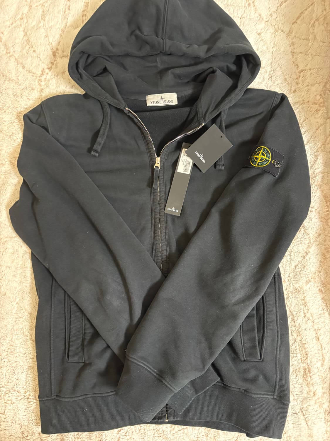 스톤 아일랜드 후드집업 상품이미지1